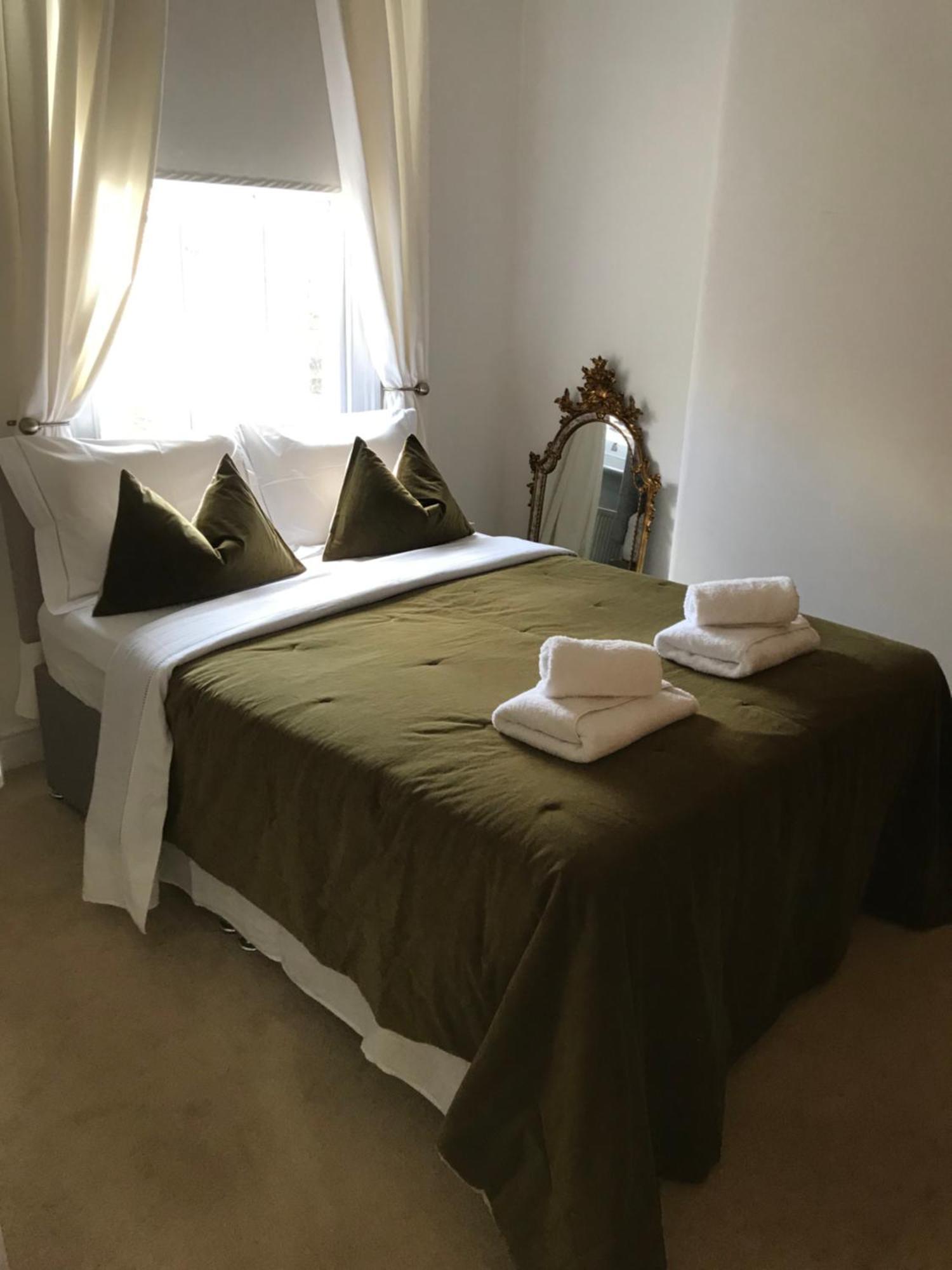 Charming Flat Centrally Located 런던 외부 사진